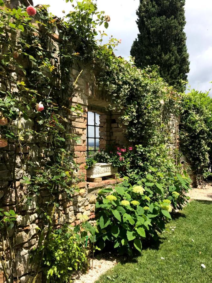 Il Borgo Di Olive Hotel Sismano Bagian luar foto