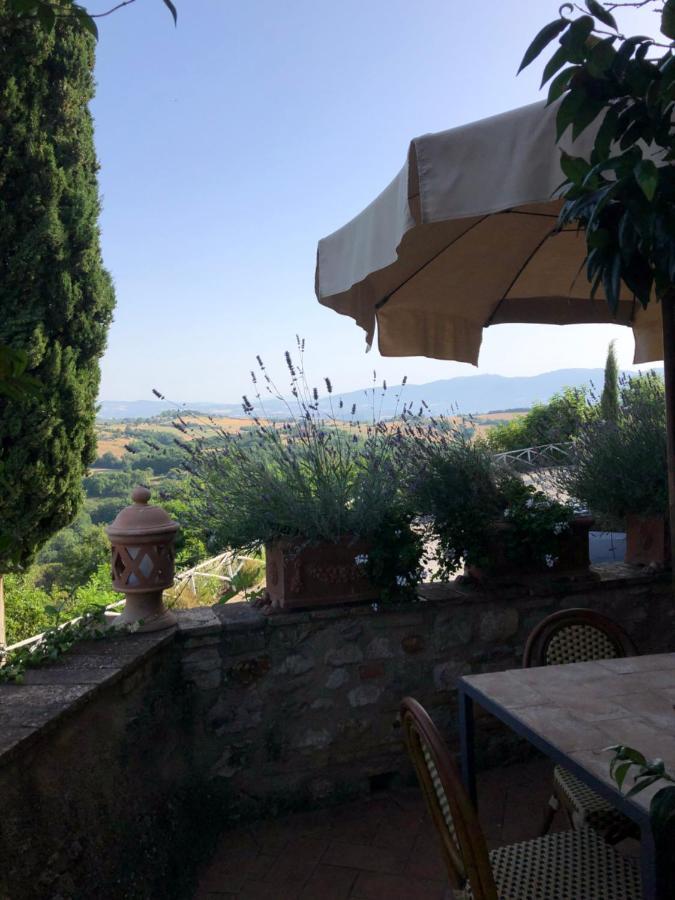 Il Borgo Di Olive Hotel Sismano Bagian luar foto
