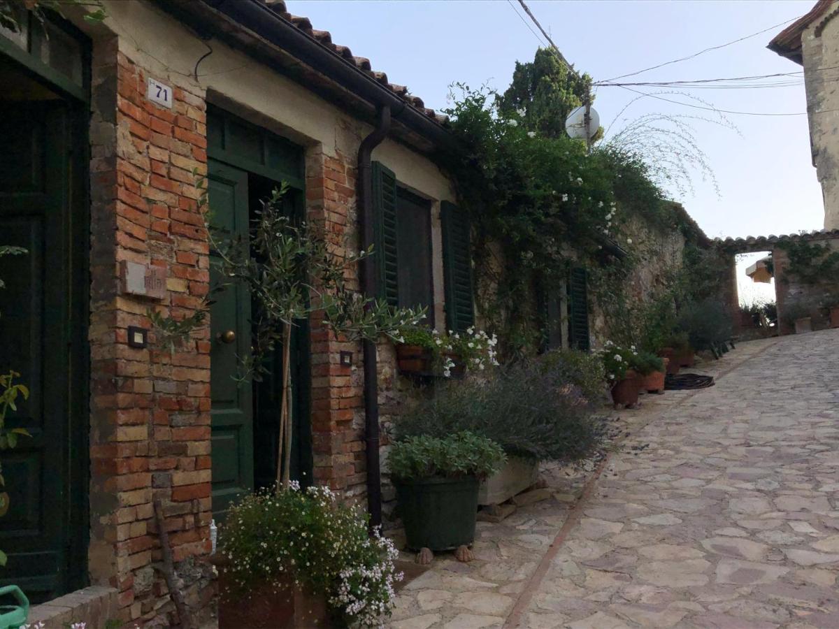 Il Borgo Di Olive Hotel Sismano Bagian luar foto